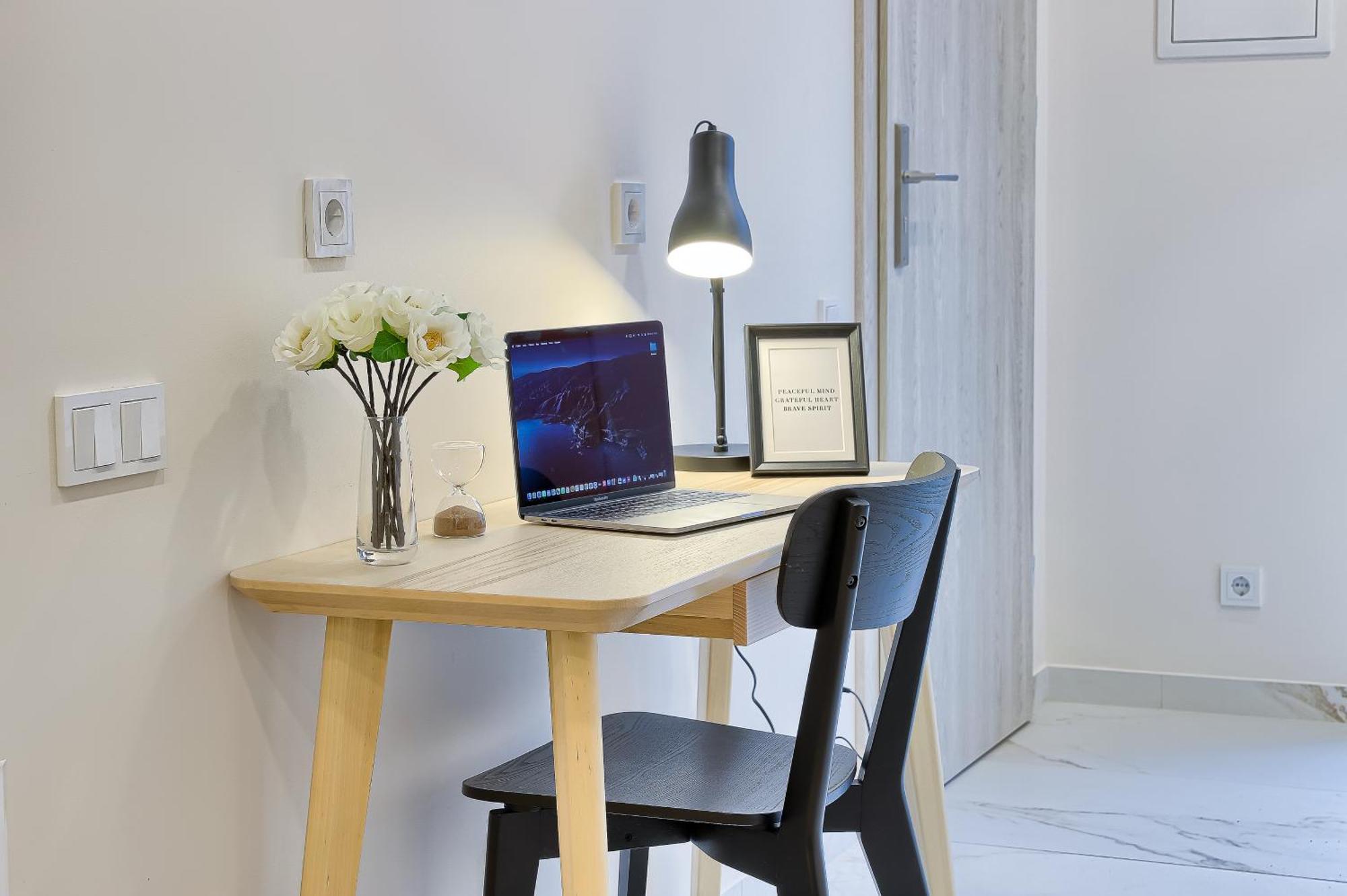 Business-Class Apartments 1 X Free Parking X Self Check In 24X7 Vilnius Ngoại thất bức ảnh